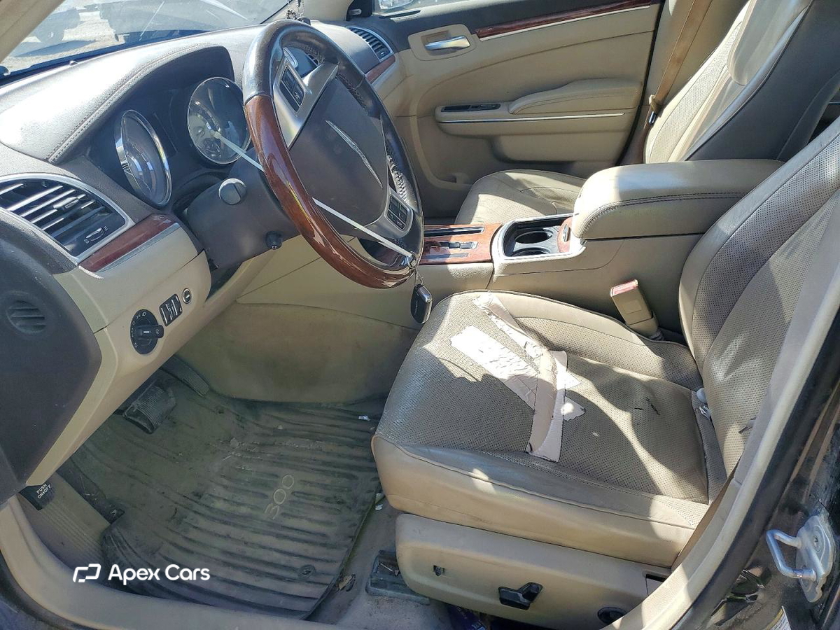 Chrysler 300 2011