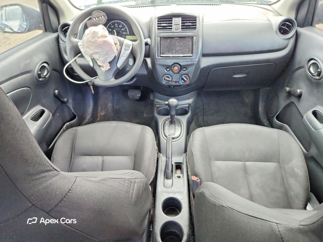 Nissan Versa 2016