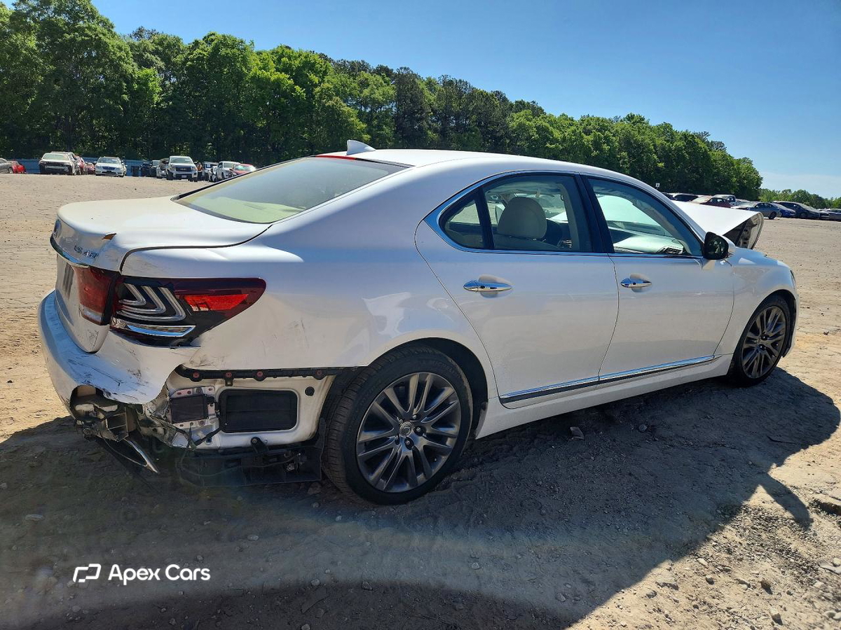 Lexus LS 2015