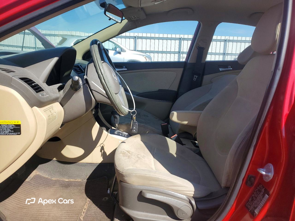 Hyundai Accent 2013