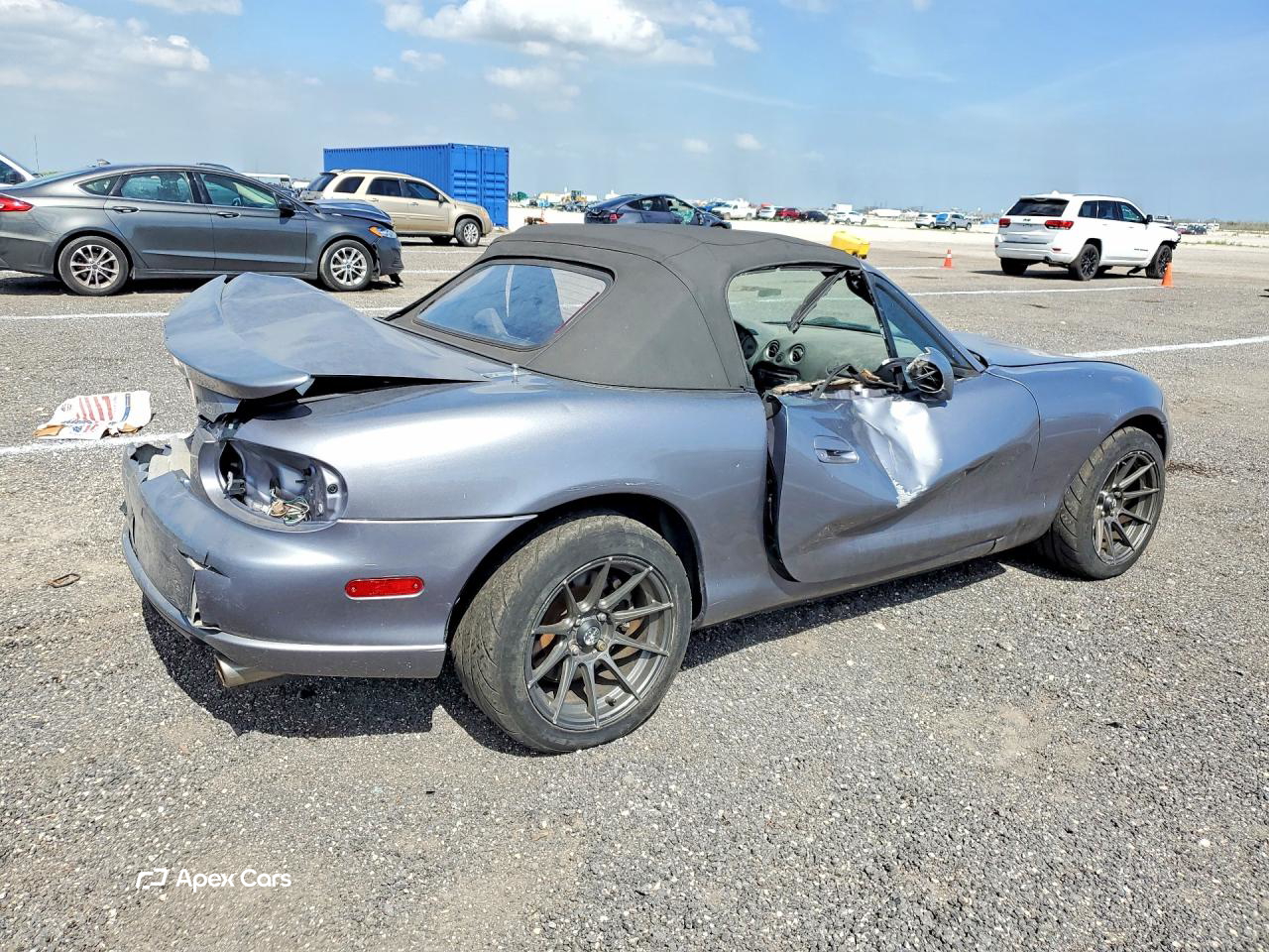 Mazda MX-5 2004