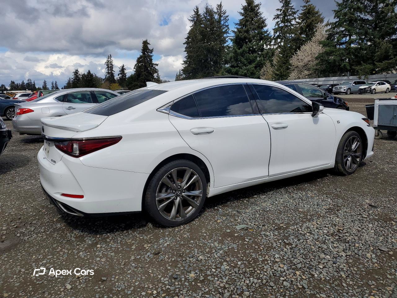 Lexus ES 2020