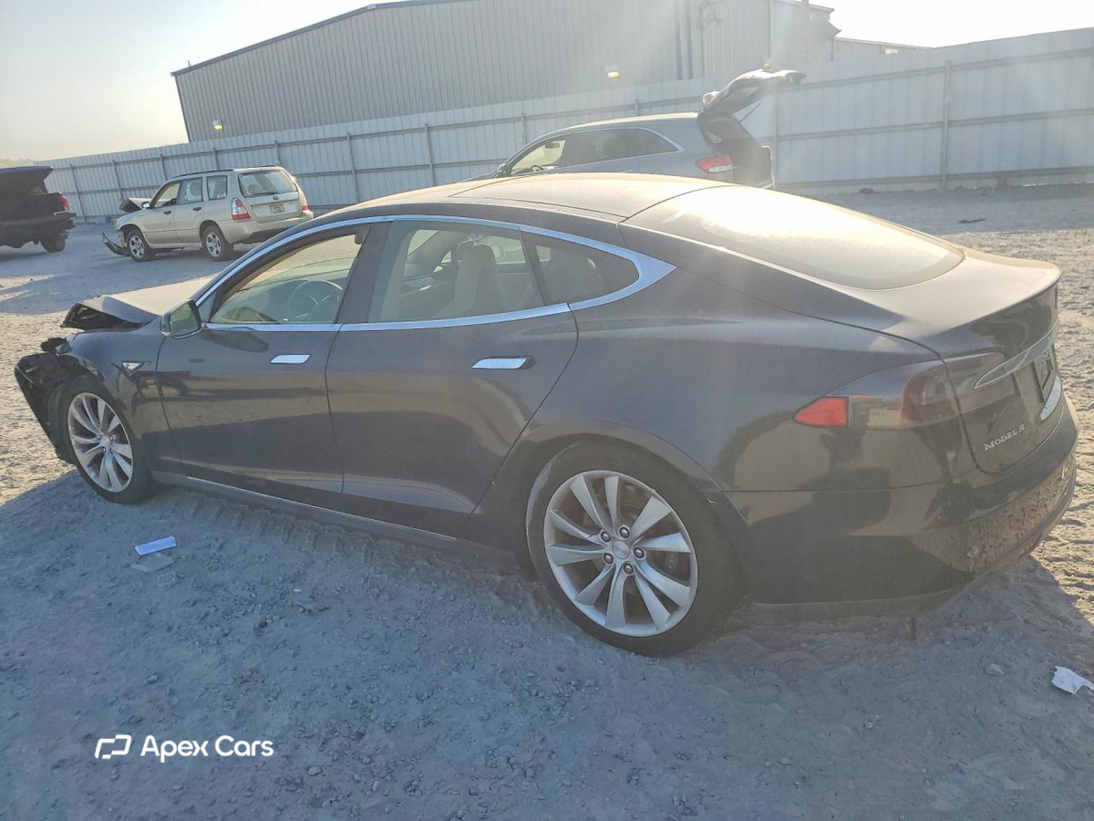 Tesla Model S 2014