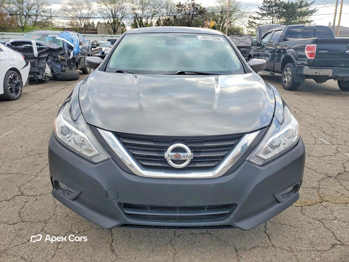 Nissan Altima 2018