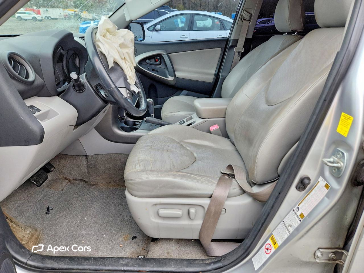 Toyota RAV 4 2010