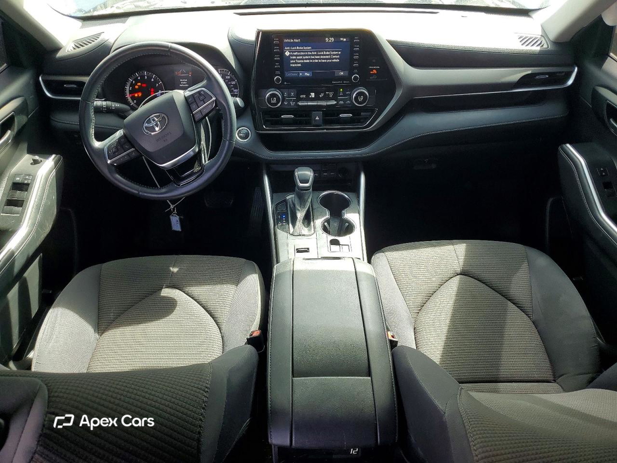 Toyota Highlander 2021
