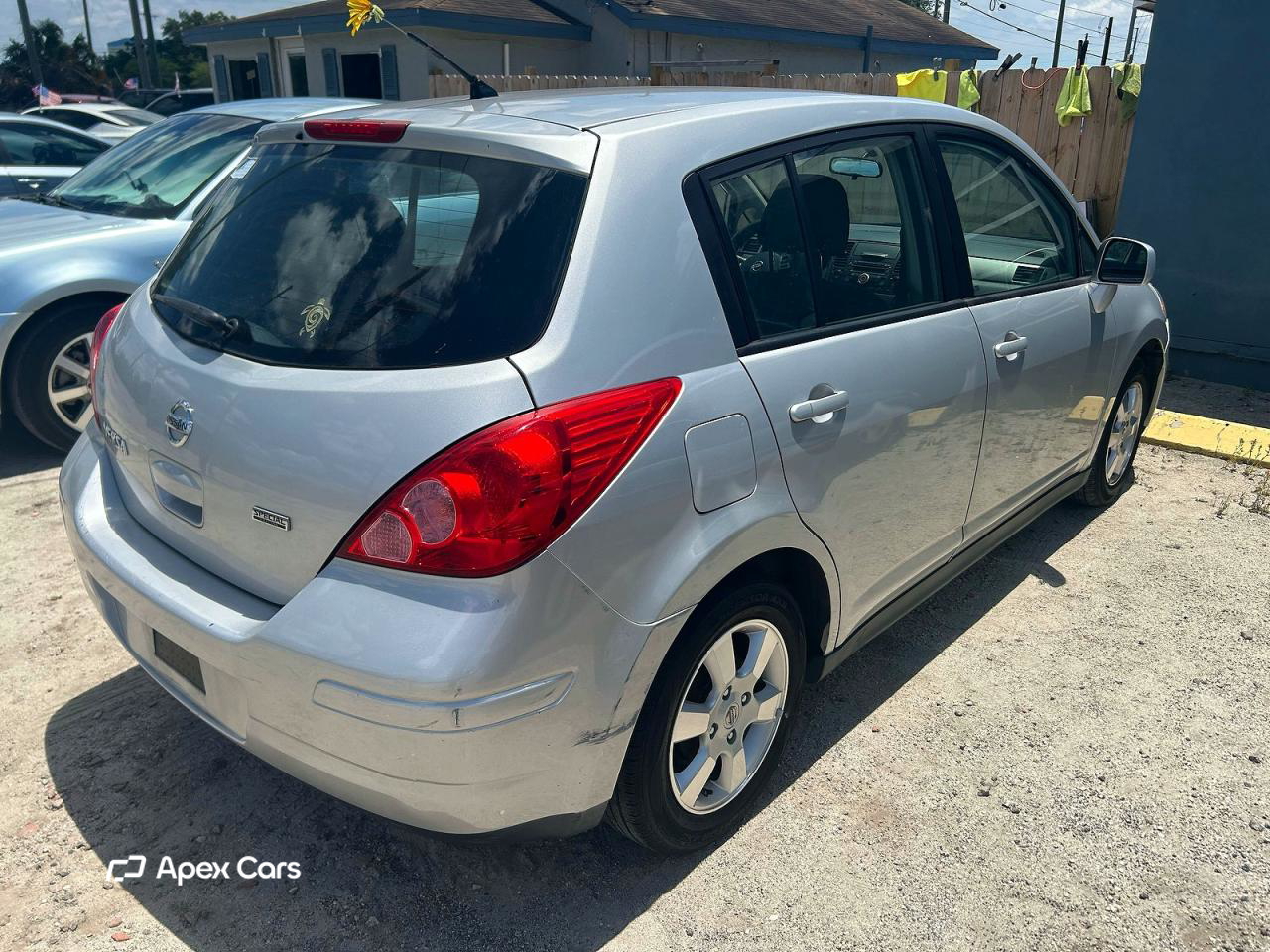 Nissan Versa 2012