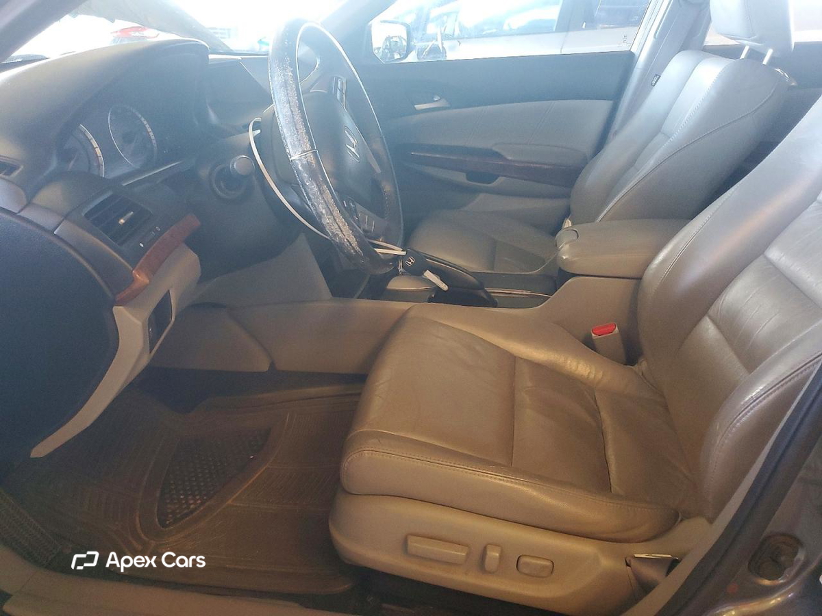 Honda Accord 2011