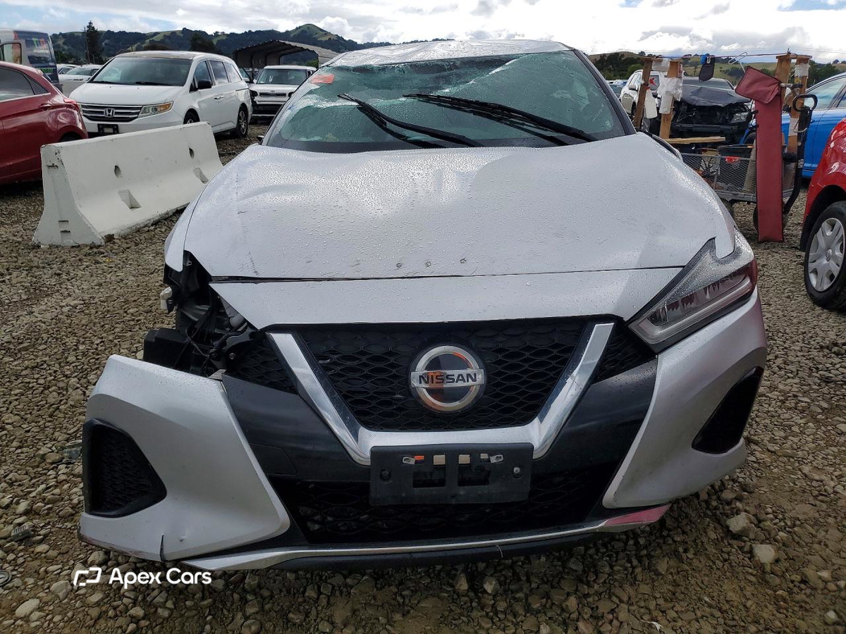 Nissan Maxima 2020