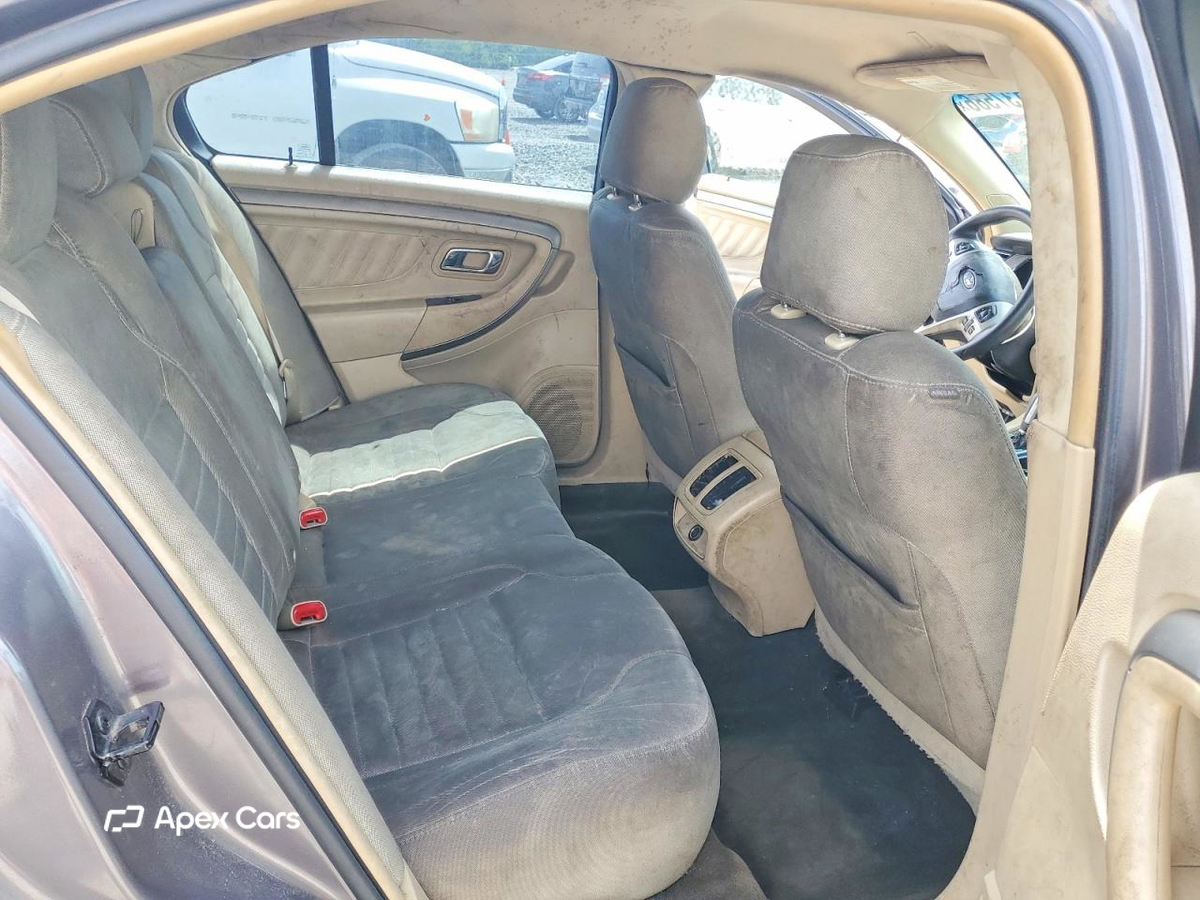 Ford Taurus 2014