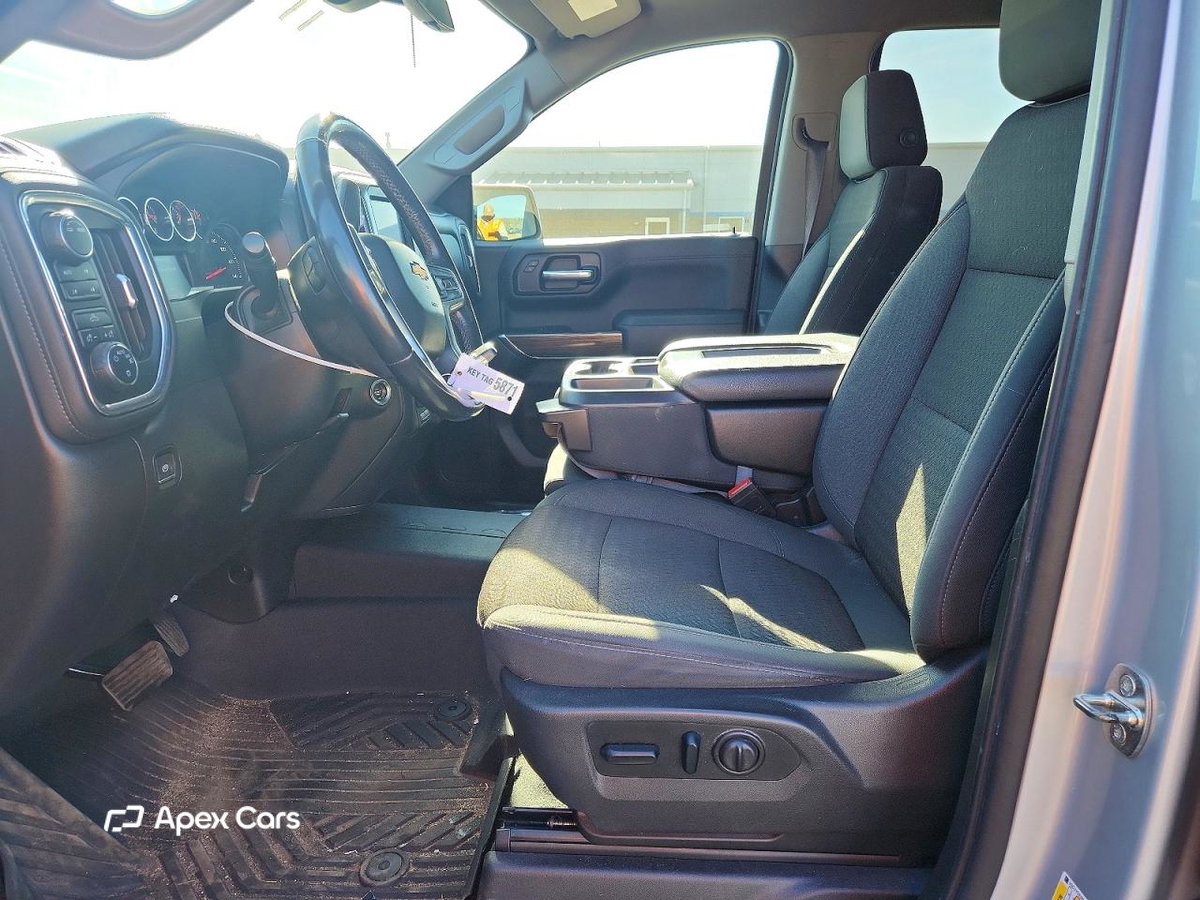 Chevrolet Silverado 2021