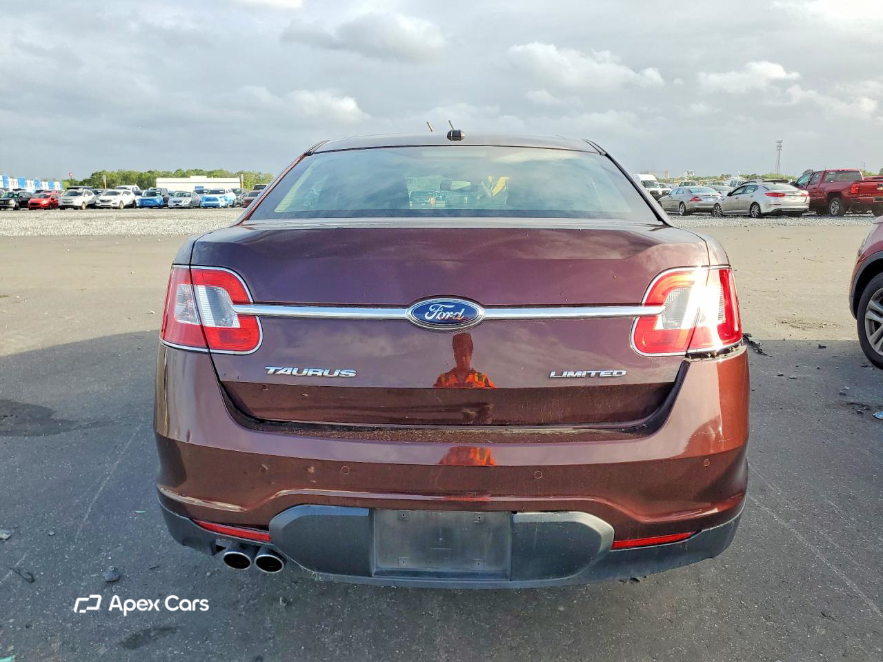 Ford Taurus 2010