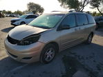 Toyota Sienna 2010