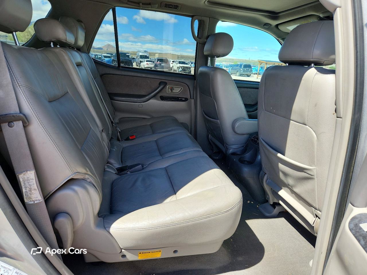 Toyota Sequoia 2003