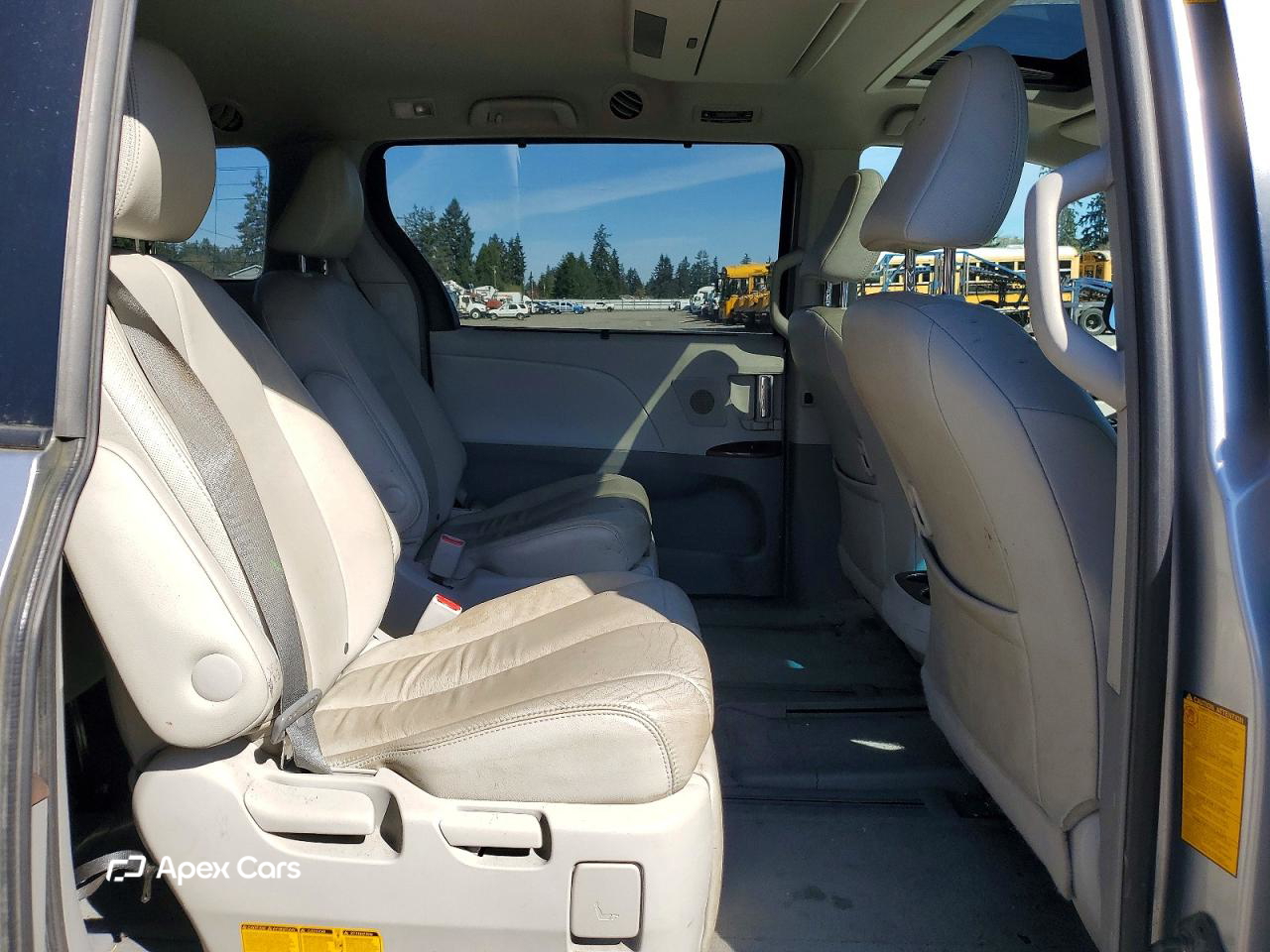 Toyota Sienna 2013