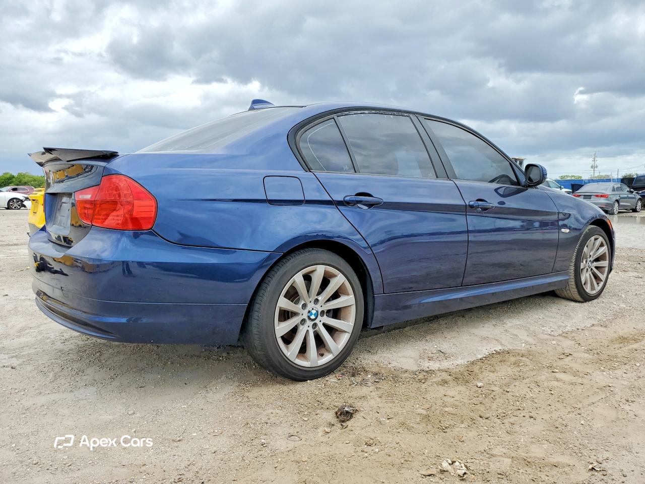 BMW Series 3 2011