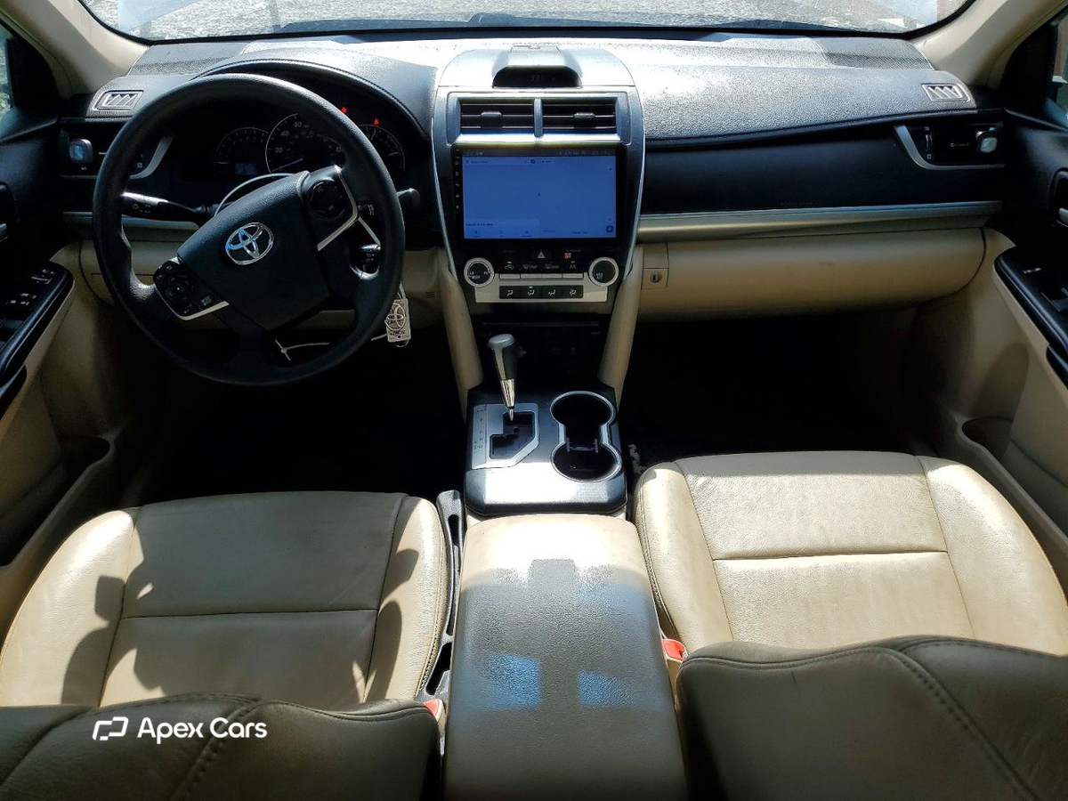 Toyota Camry 2012