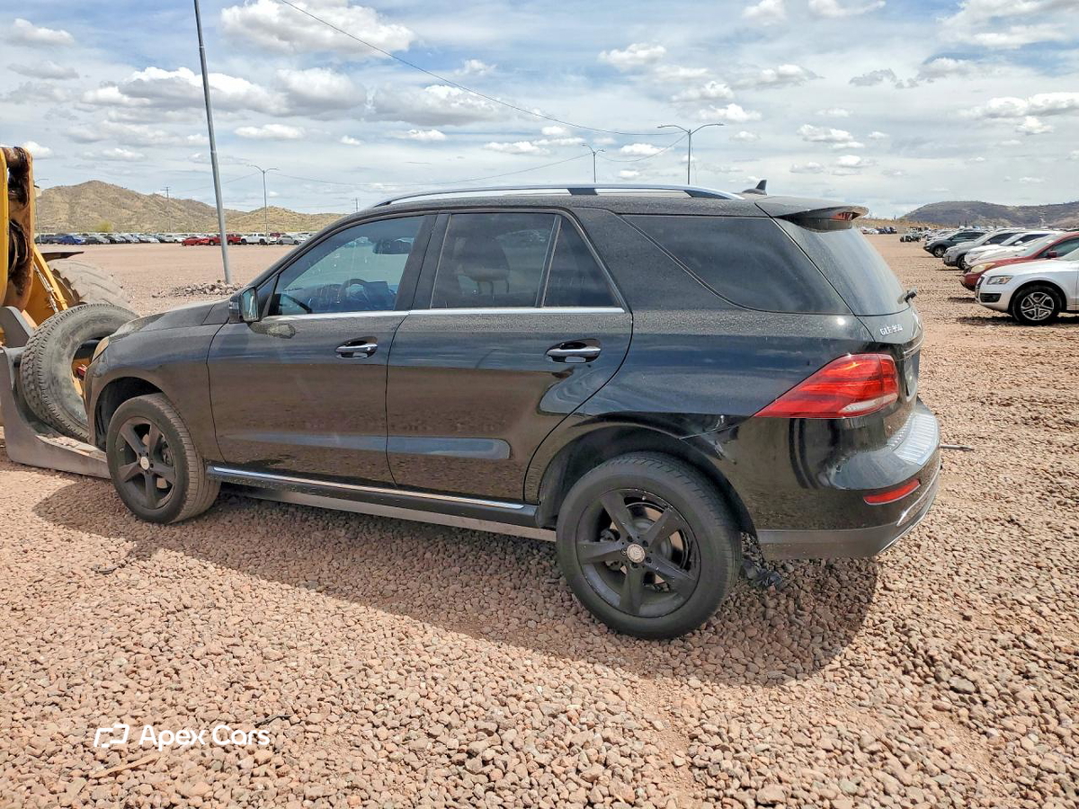 Mercedes-Benz GLE 2016