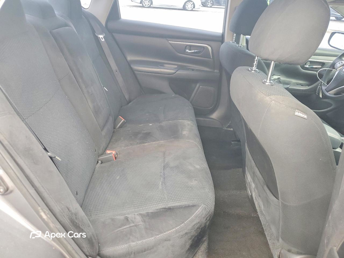 Nissan Altima 2015