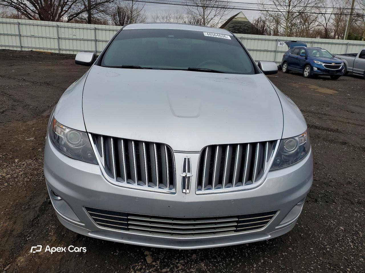 Lincoln MKS 2012