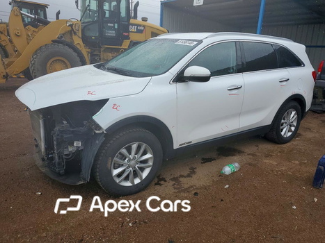 Kia Sorento 2016 - Image 1 of 12