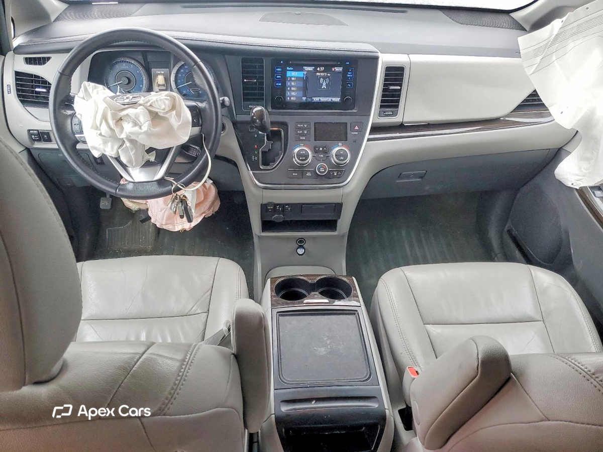 Toyota Sienna 2017