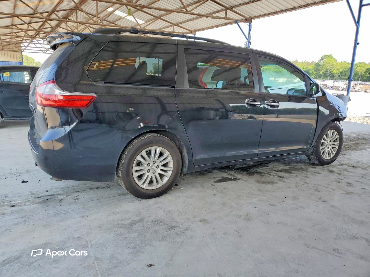 Toyota Sienna 2015