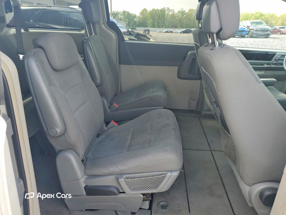 Dodge Caravan 2010