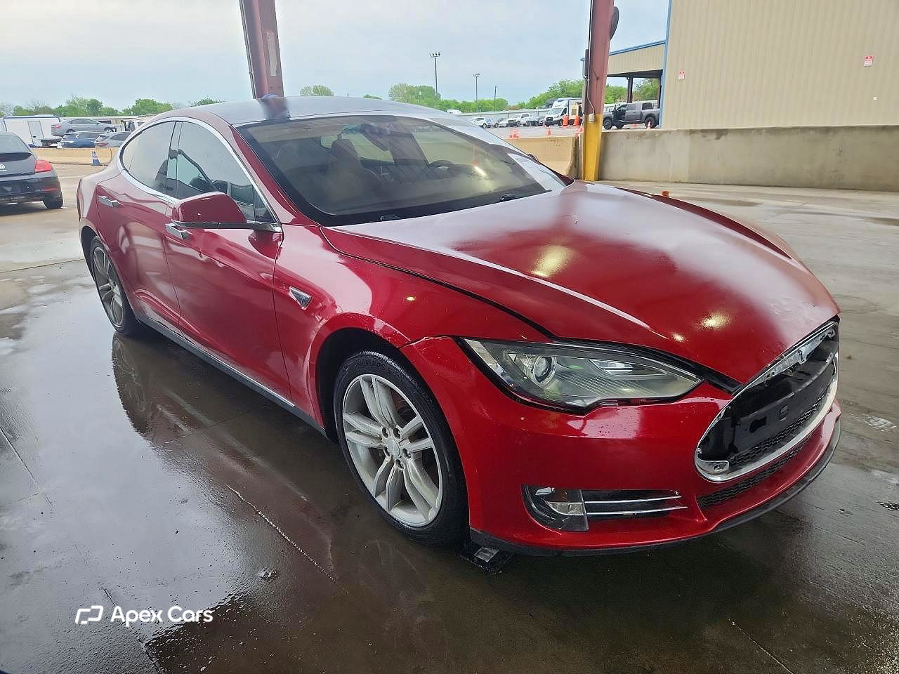Tesla Model S 2013