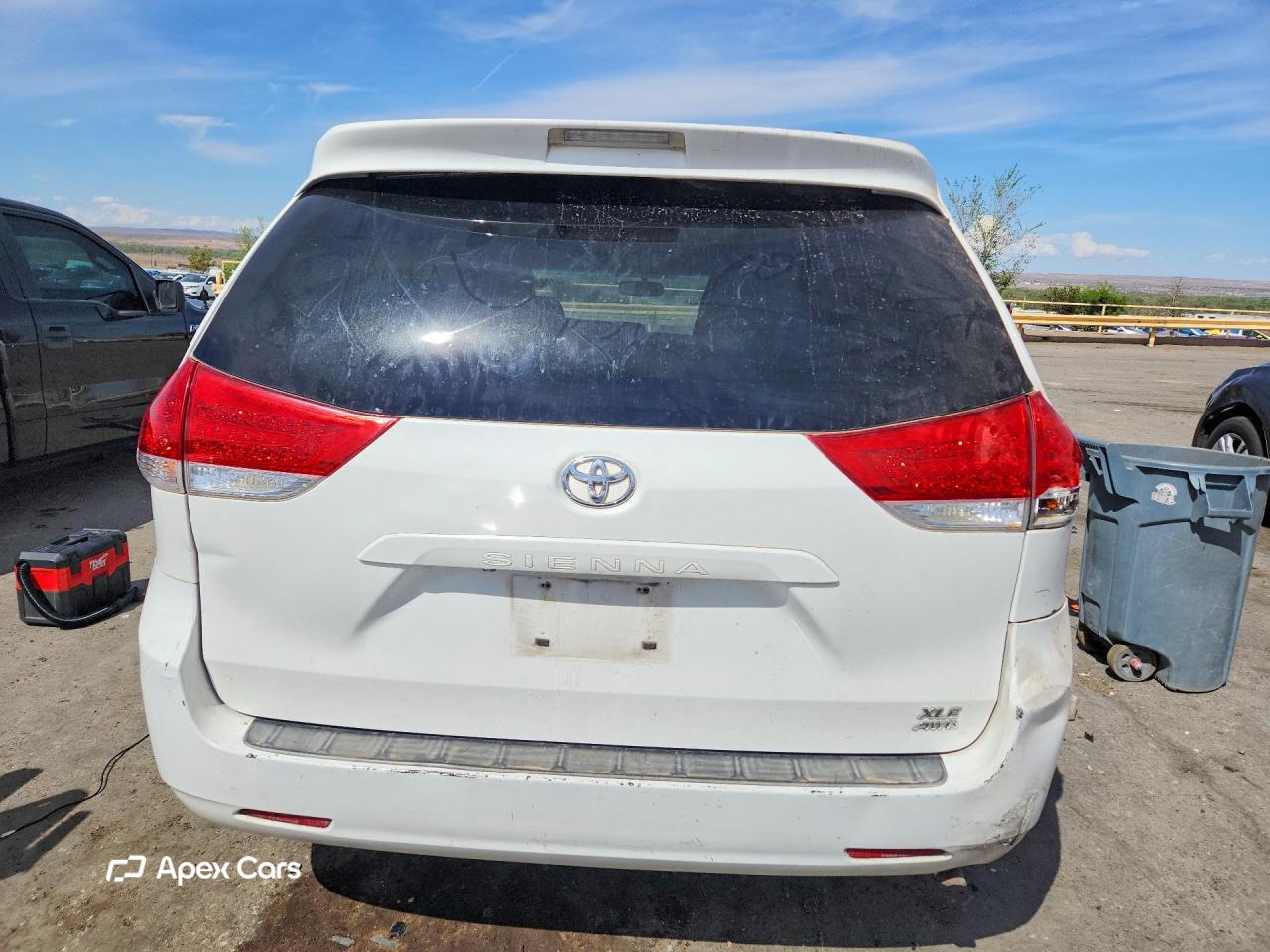Toyota Sienna 2011