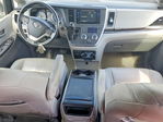 Toyota Sienna 2015