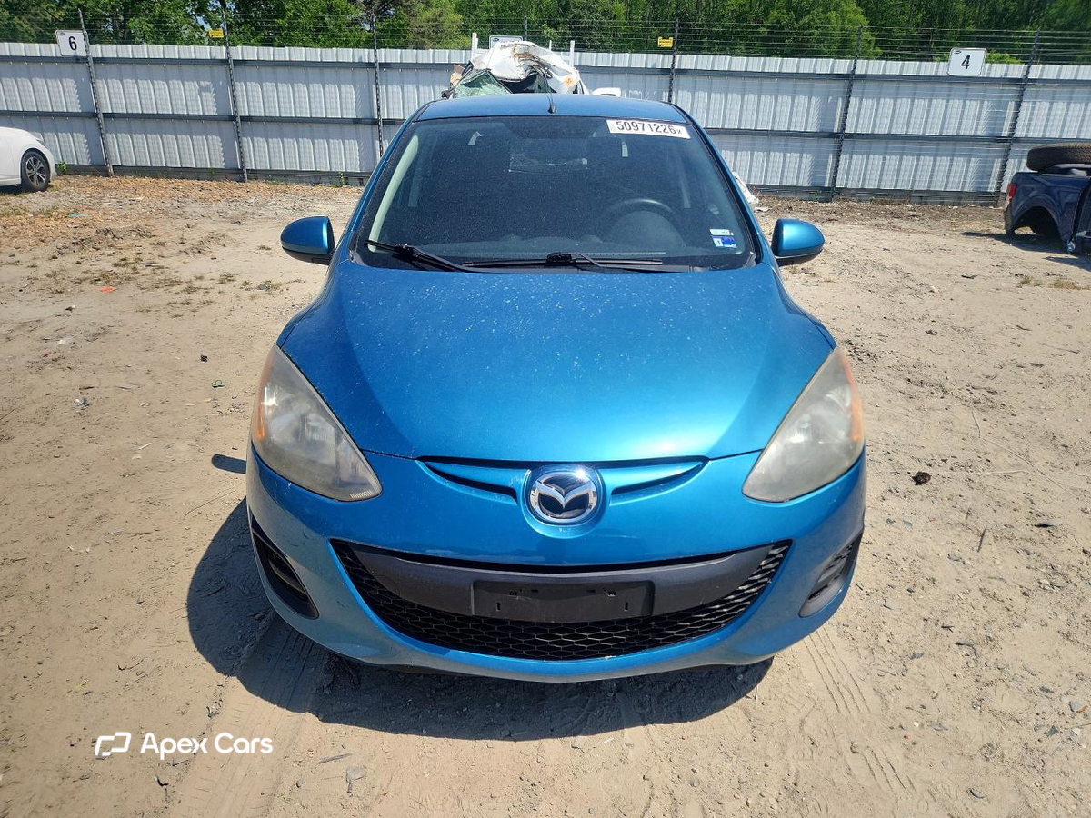Mazda 2 2012