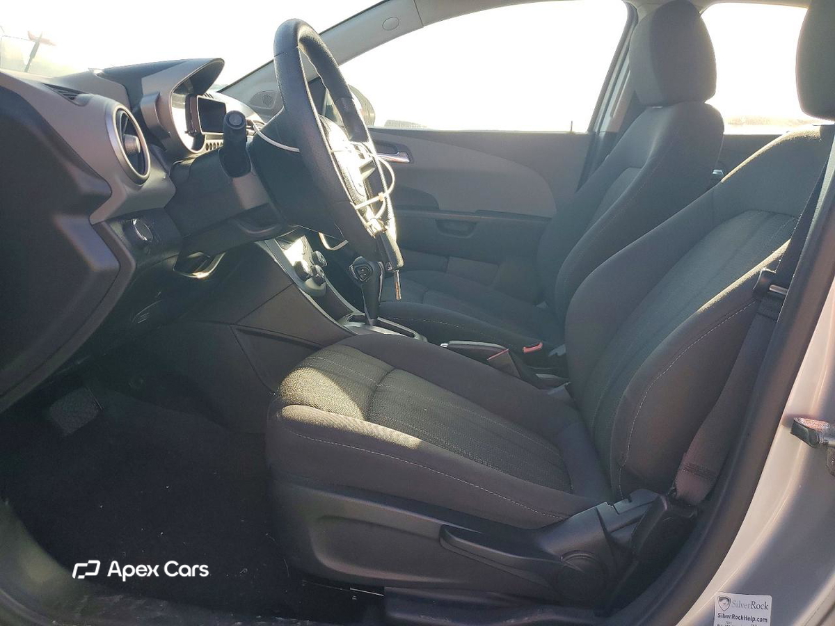 Chevrolet Sonic 2015