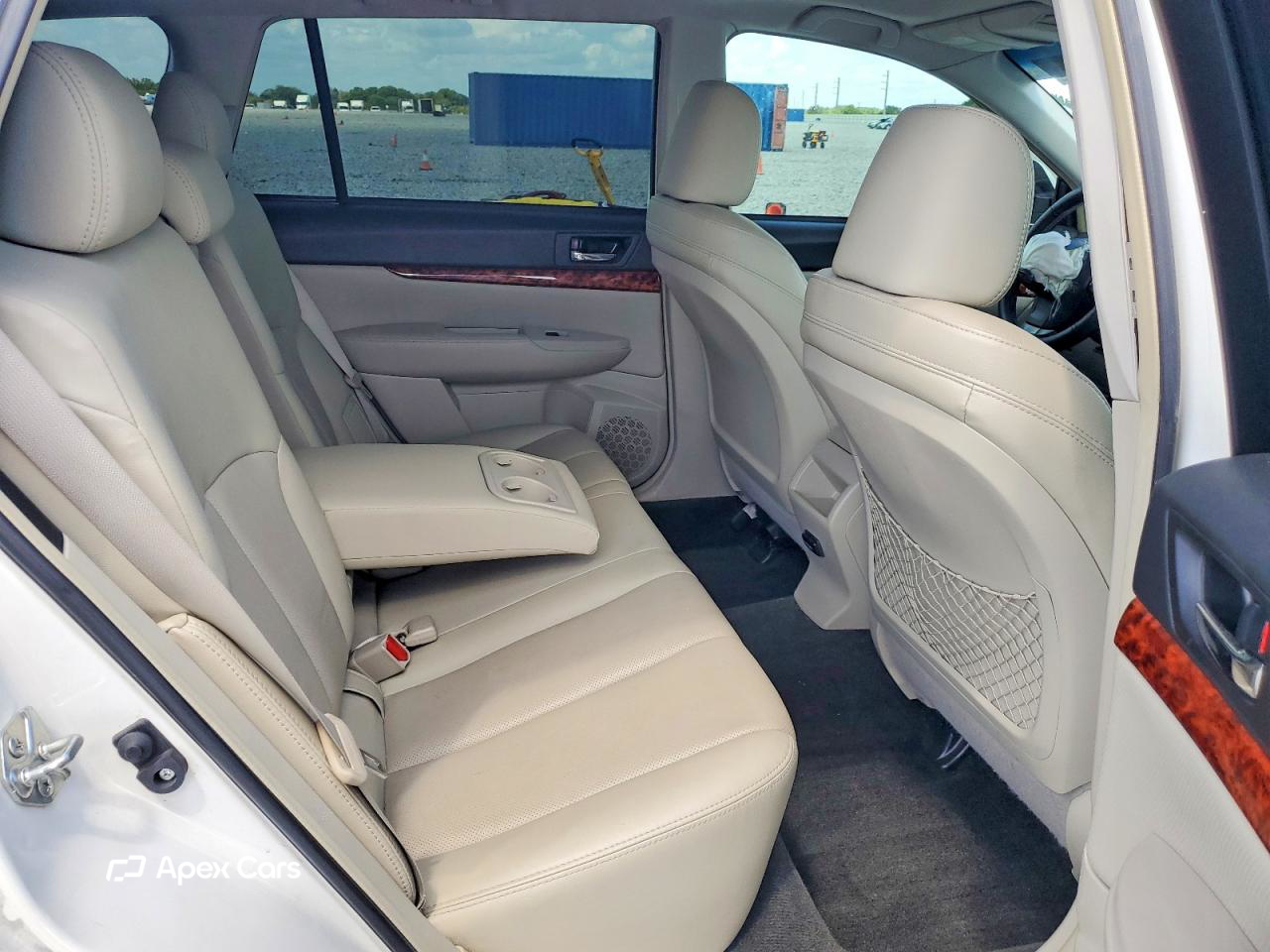Subaru Outback 2012