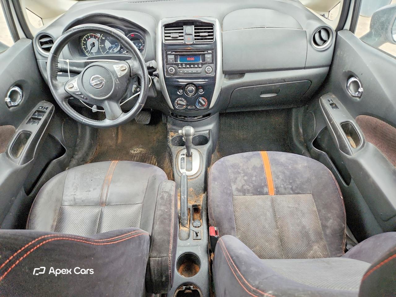 Nissan Versa 2015