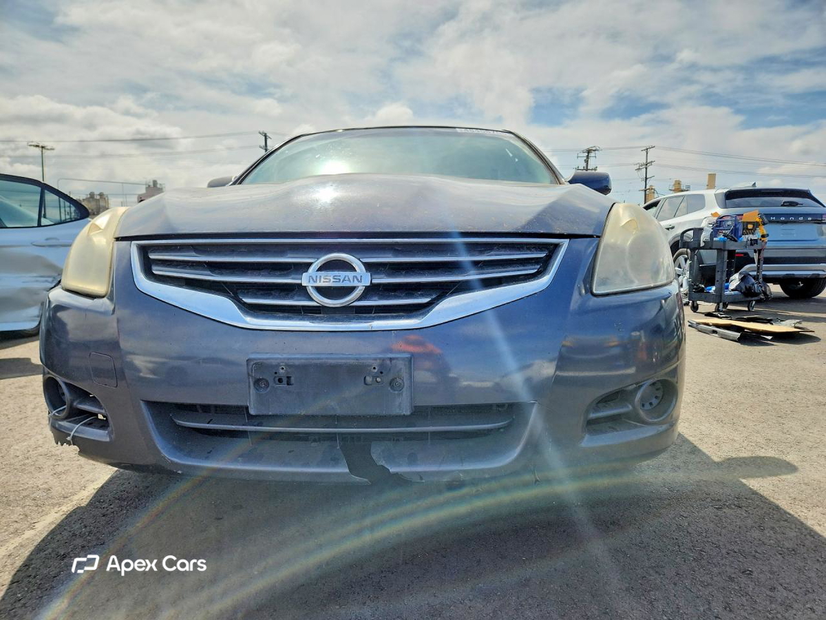 Nissan Altima 2010