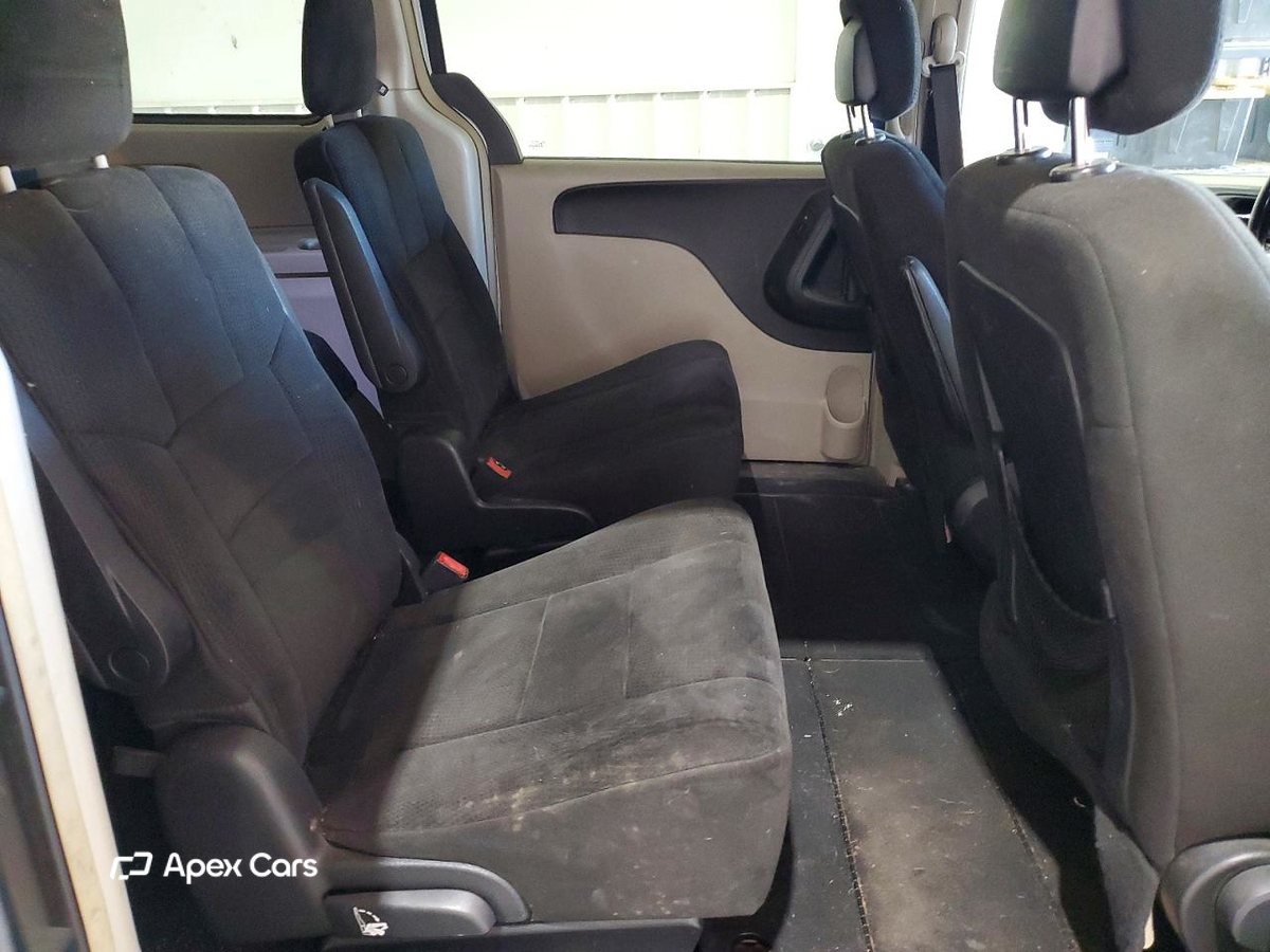 Dodge Caravan 2011