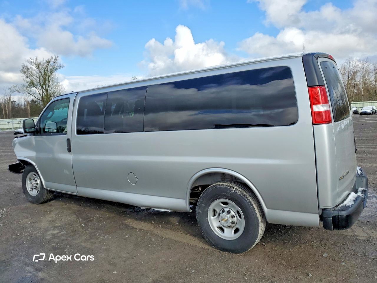 Chevrolet Express 2025