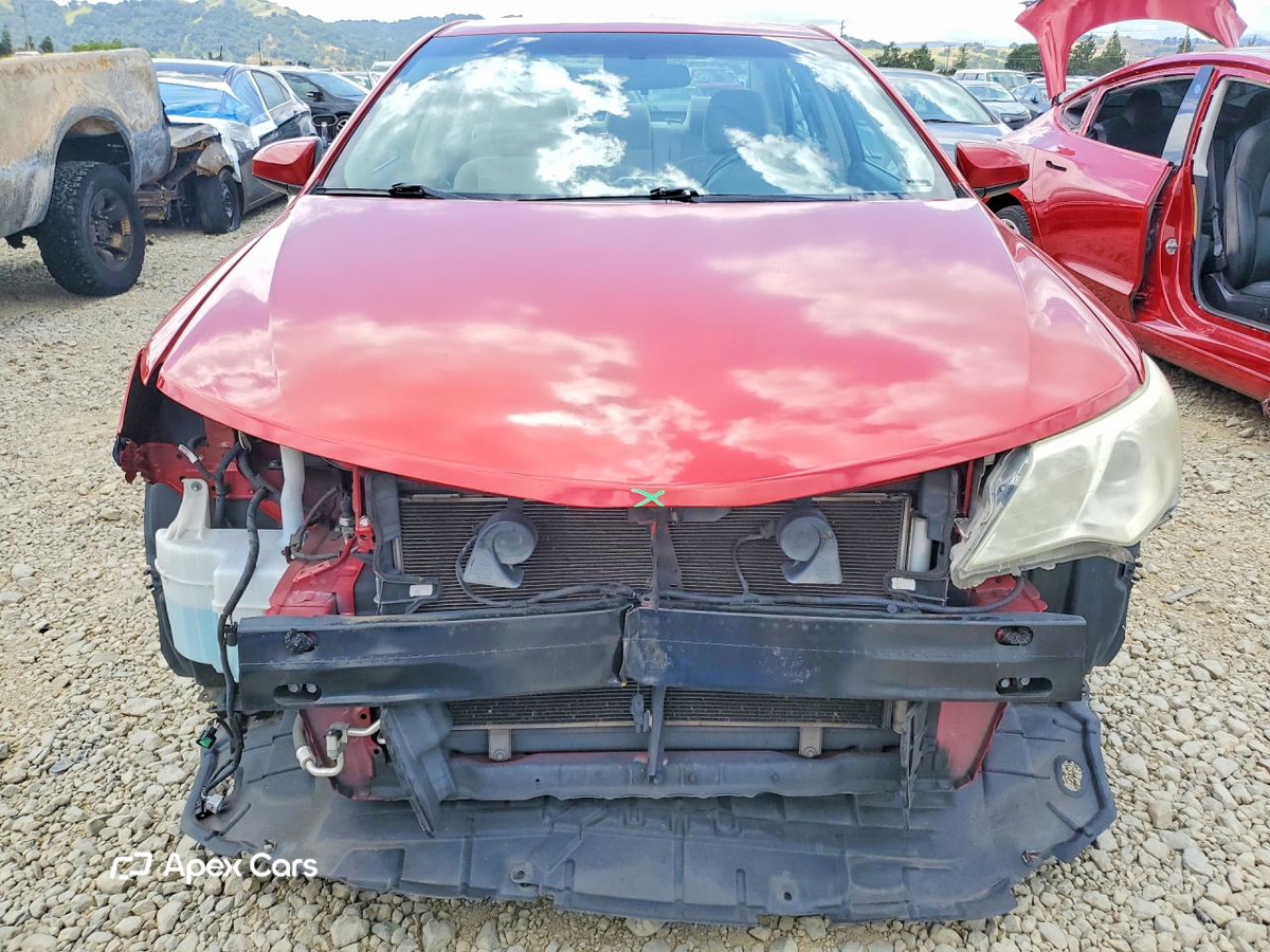 Toyota Camry 2012