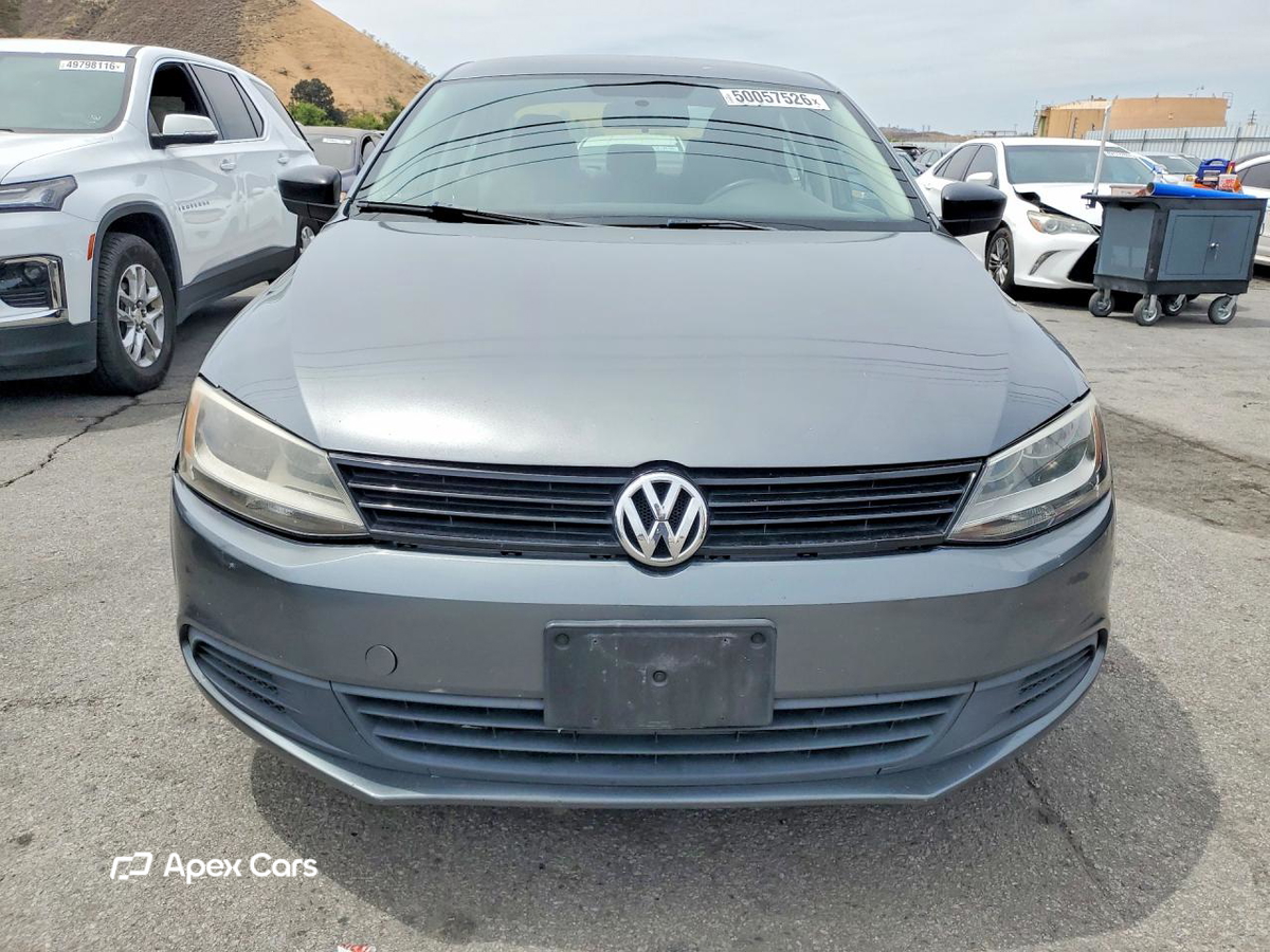 Volkswagen Jetta 2014