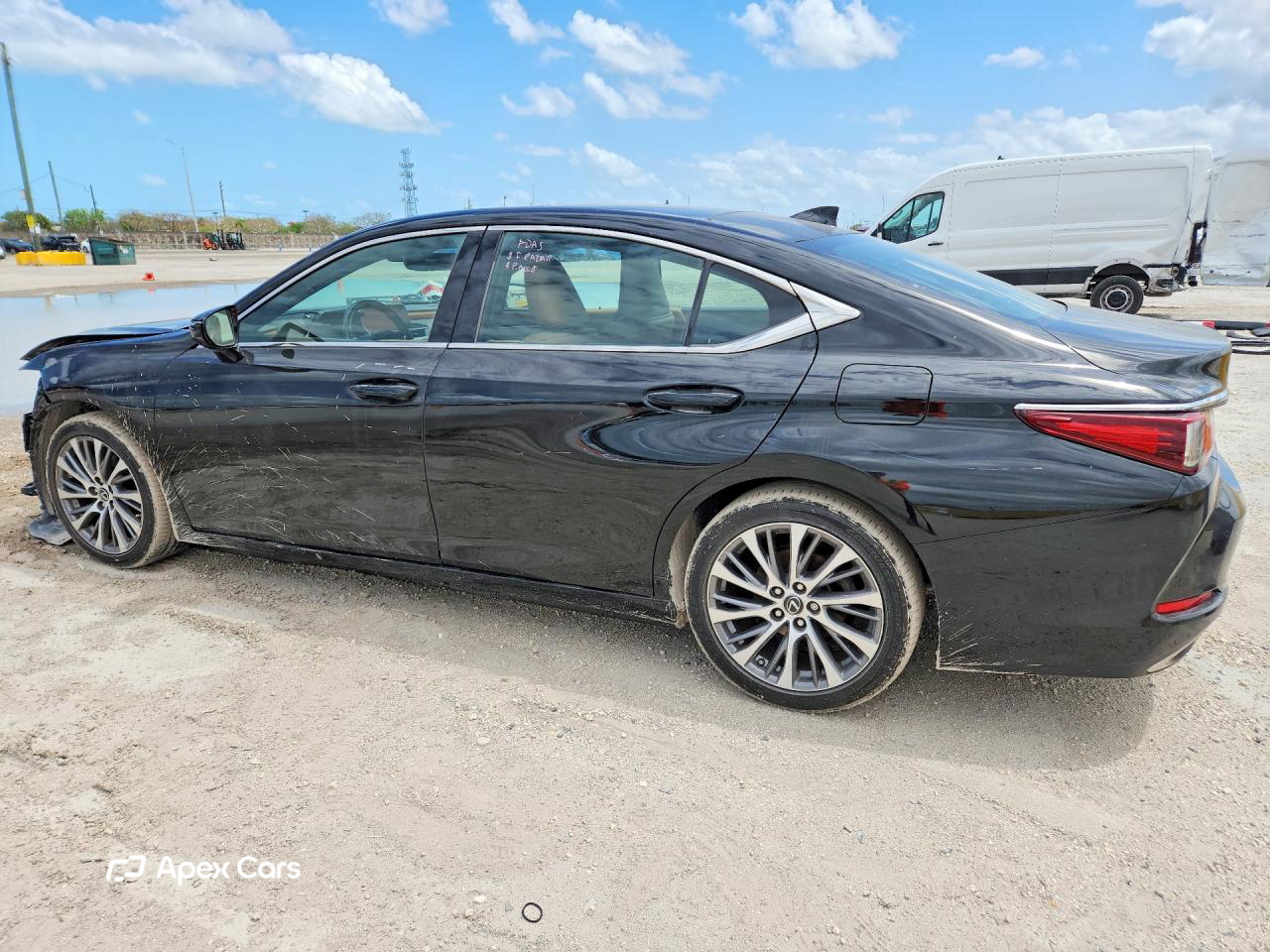 Lexus ES 2019