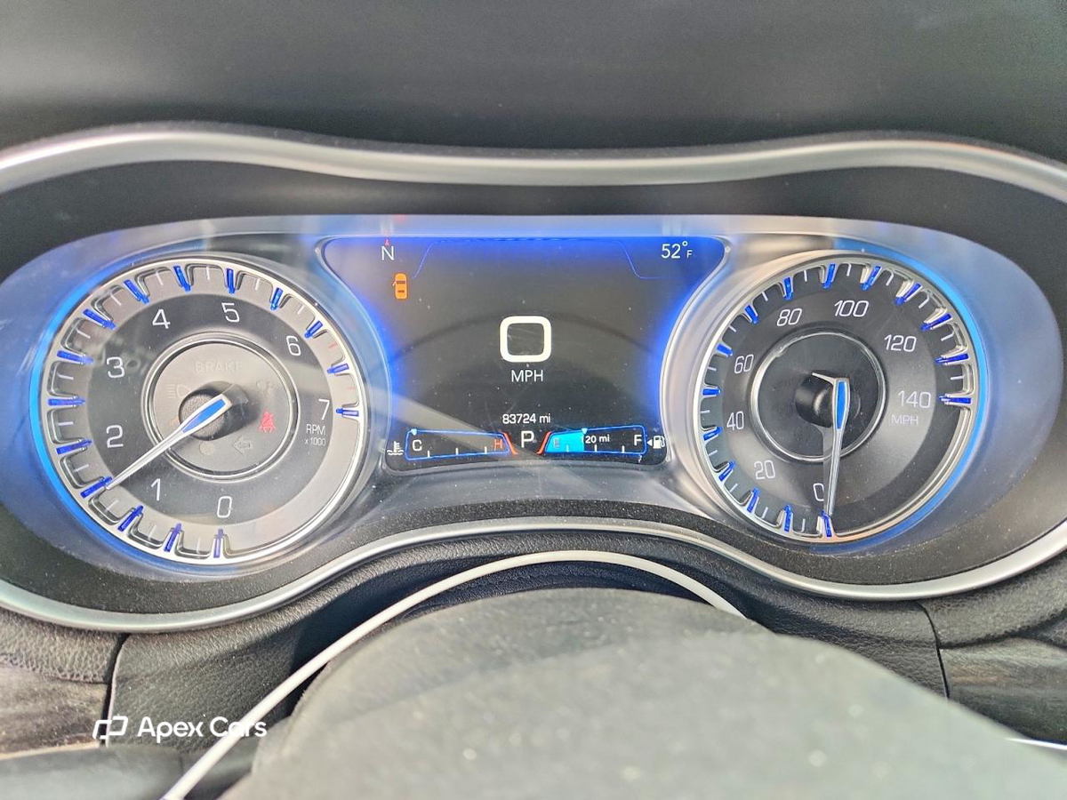 Chrysler 300 2017