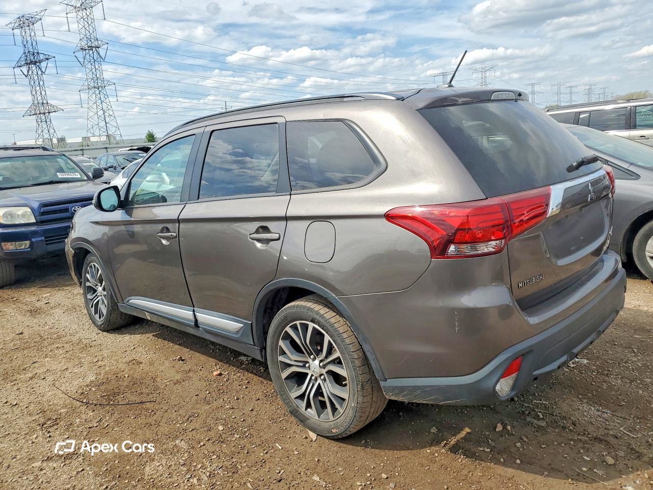 Mitsubishi Outlander 2016