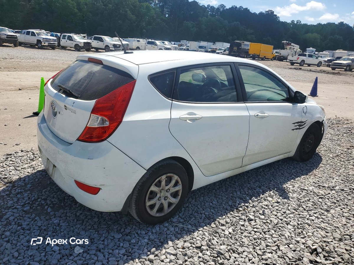Hyundai Accent 2012