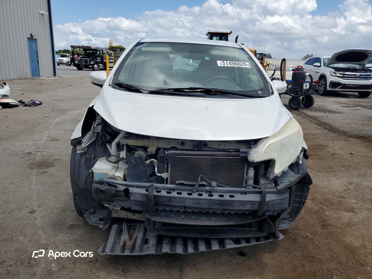 Nissan Versa 2016