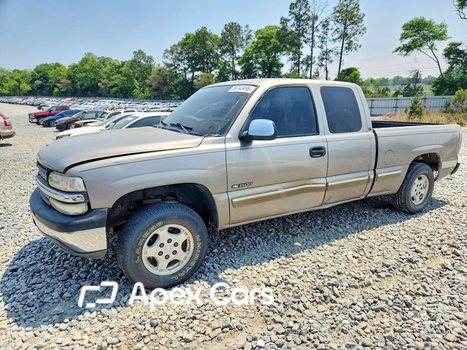 Chevrolet Silverado 2002 - Image 1 of 12