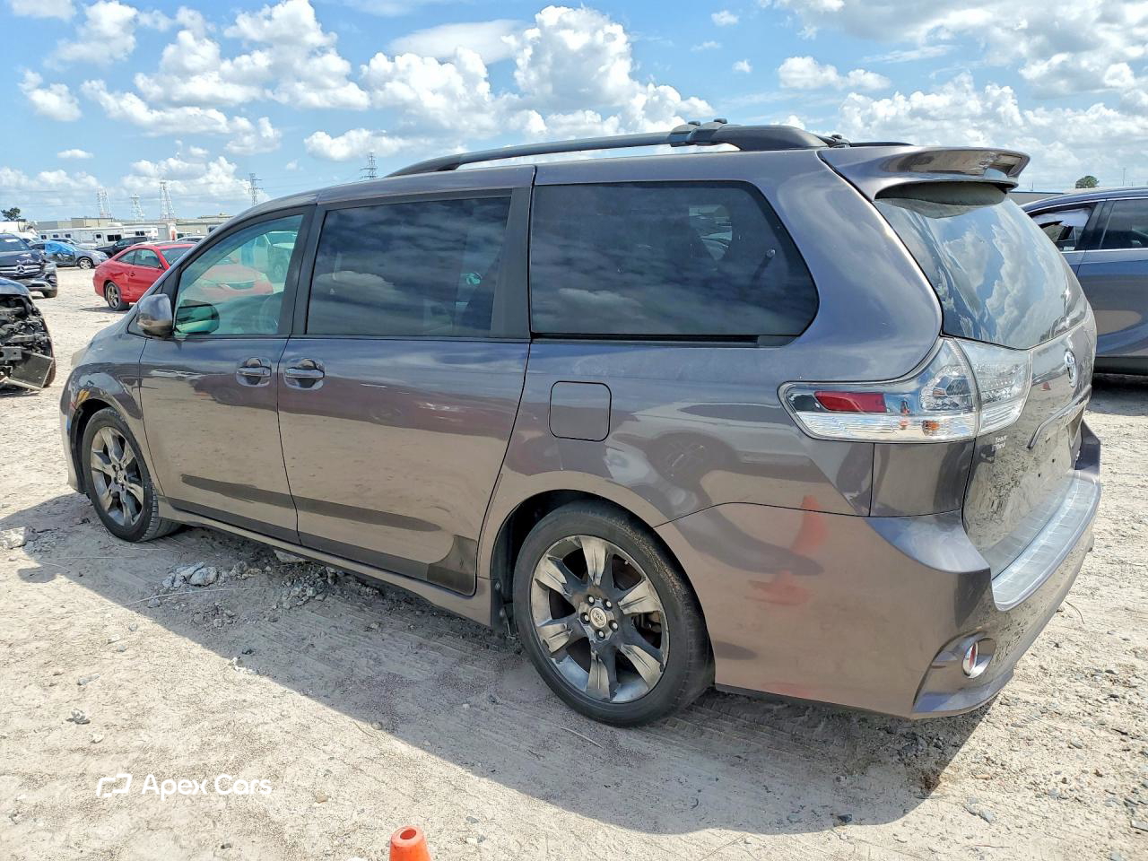 Toyota Sienna 2011