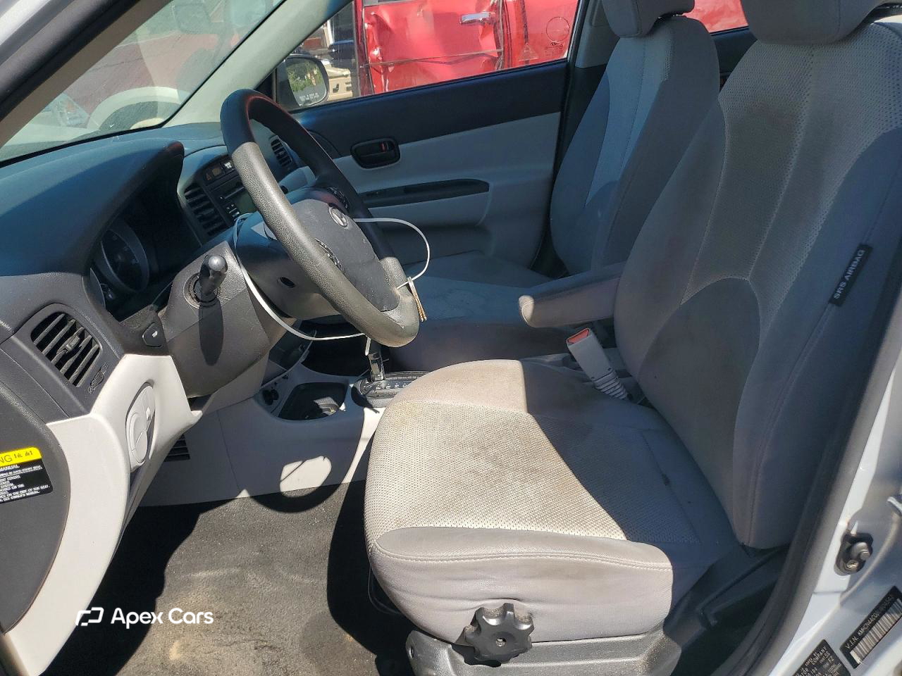 Hyundai Accent 2011