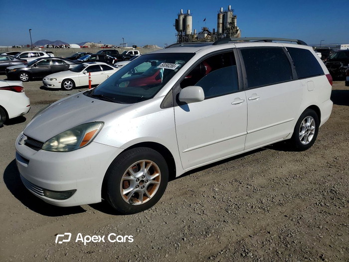 2004 Toyota Sienna - Image 1 of 5