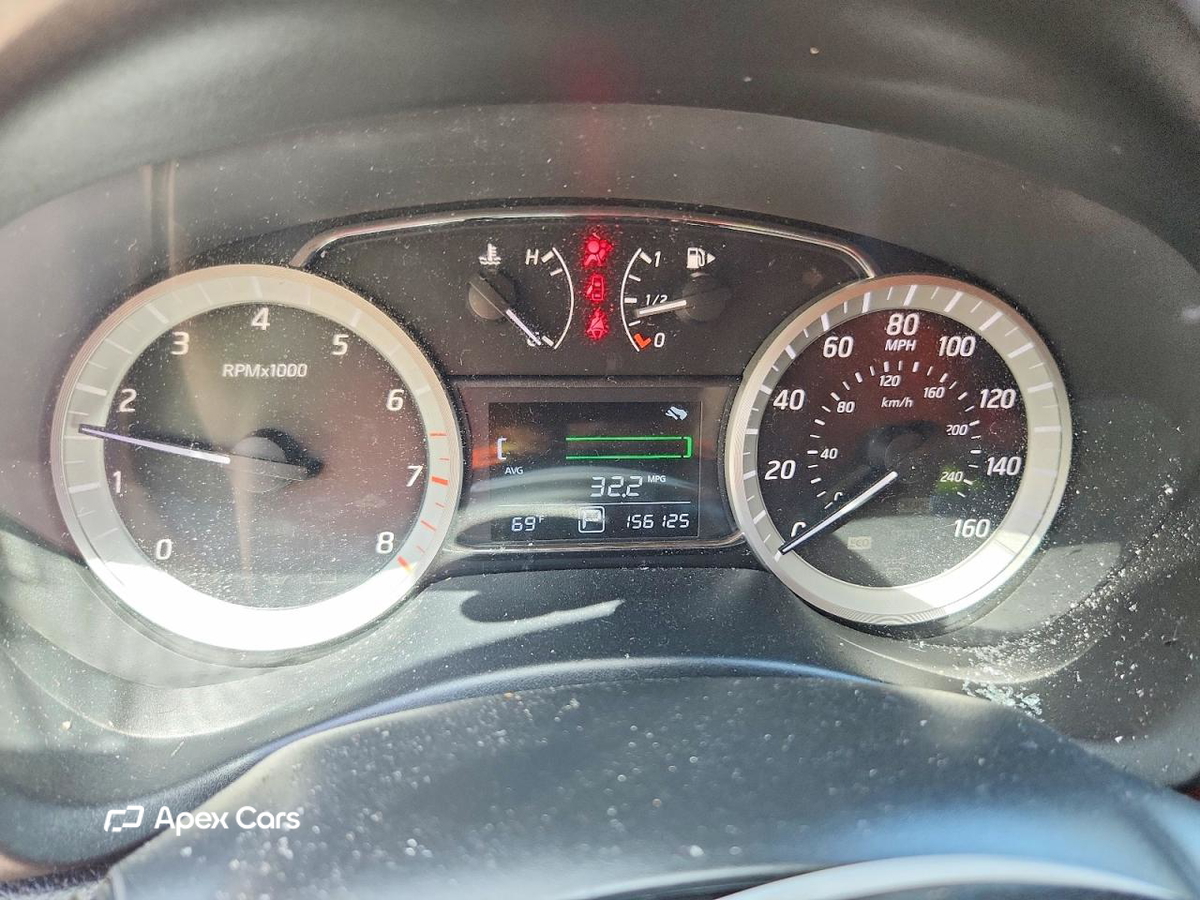 Nissan Sentra 2015